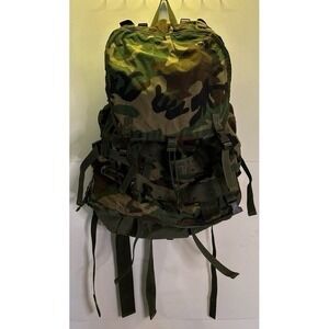 Military Camo Back pack, Specialty & Defense